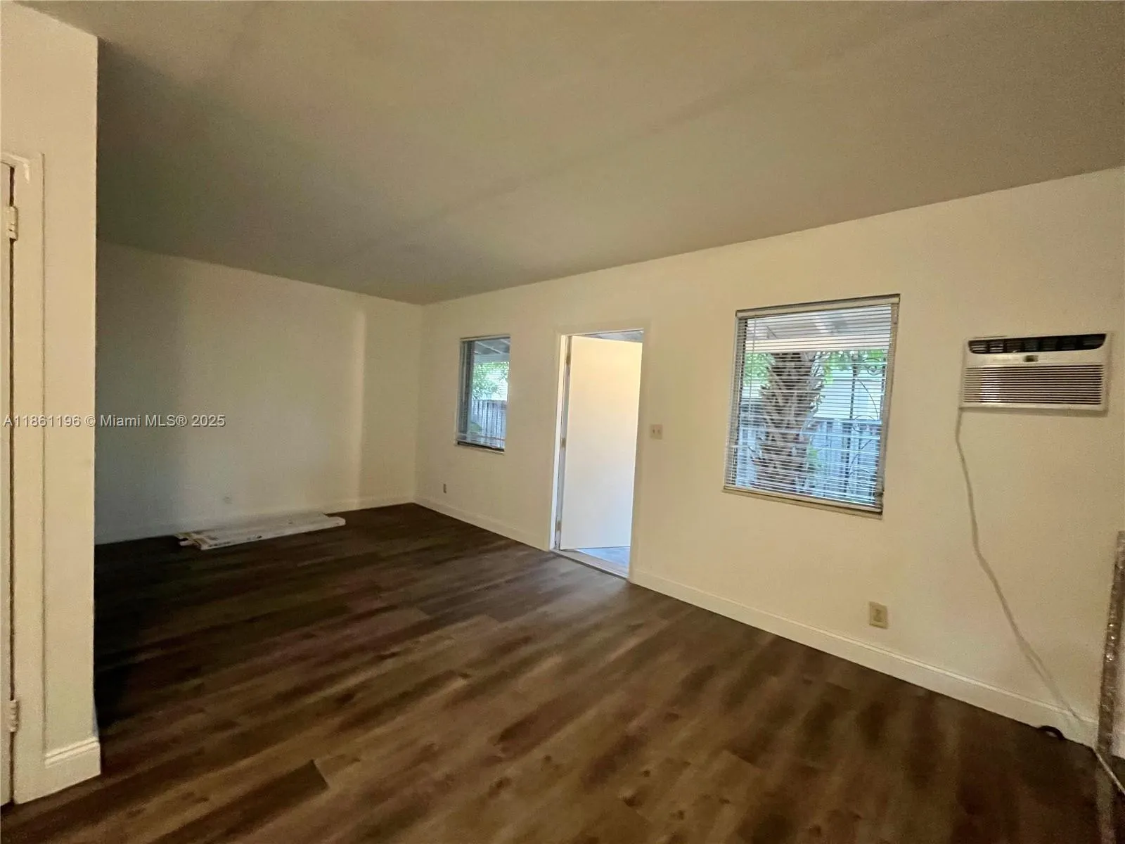 618 NE 8th Ave, #2