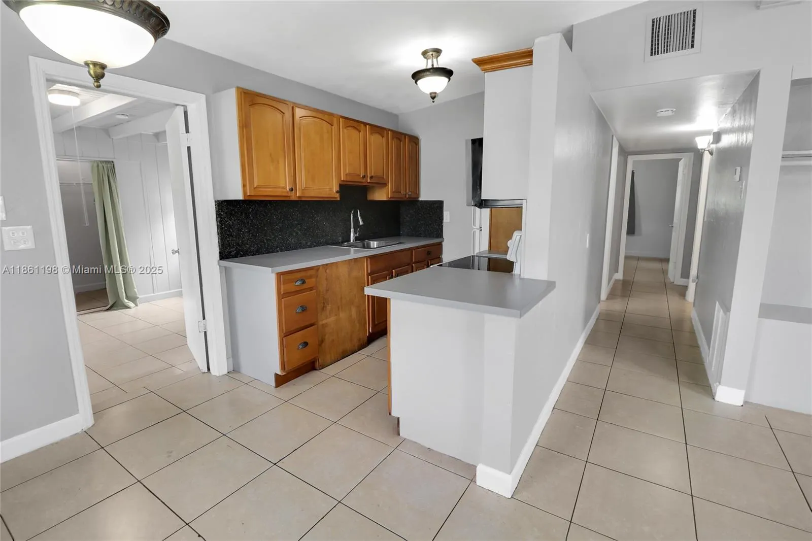 272 NW 30th Ter