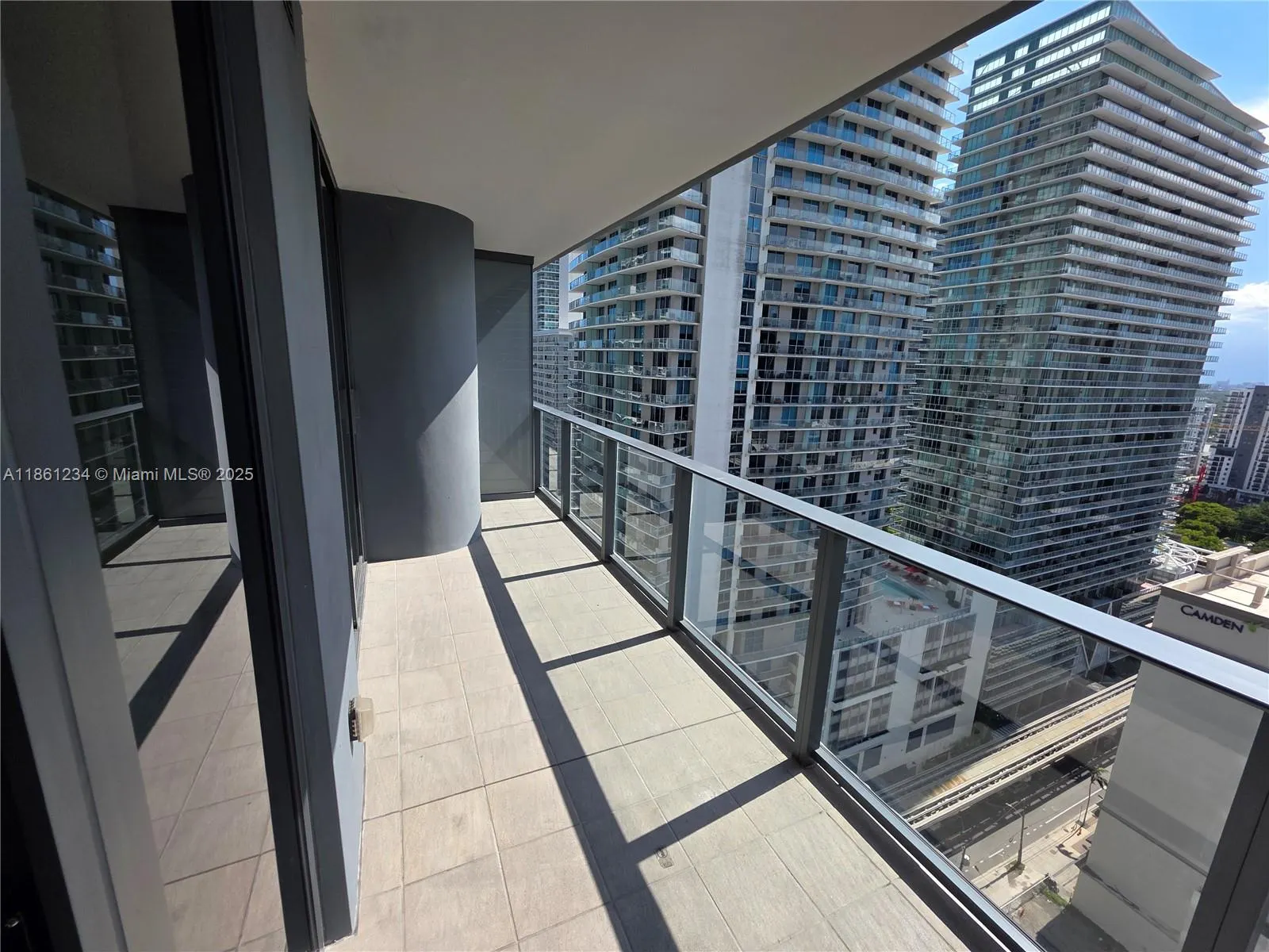 1000 Brickell Plz, #2304