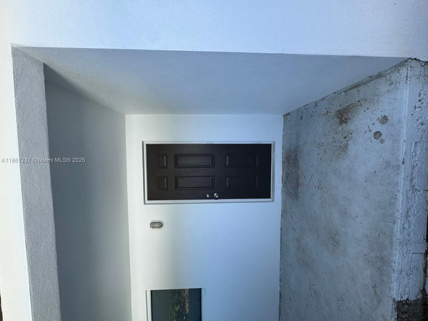 2415 Thomas, #B