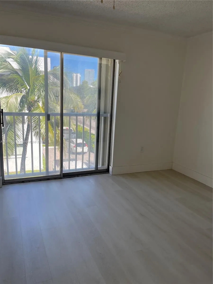 17051 NE 35th Ave, #202