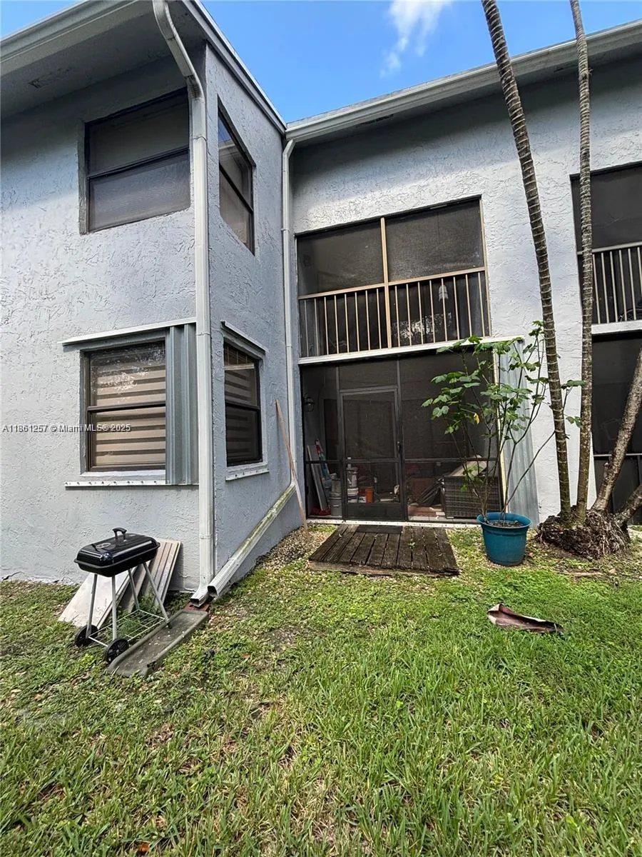 805 N Franklin, #805G