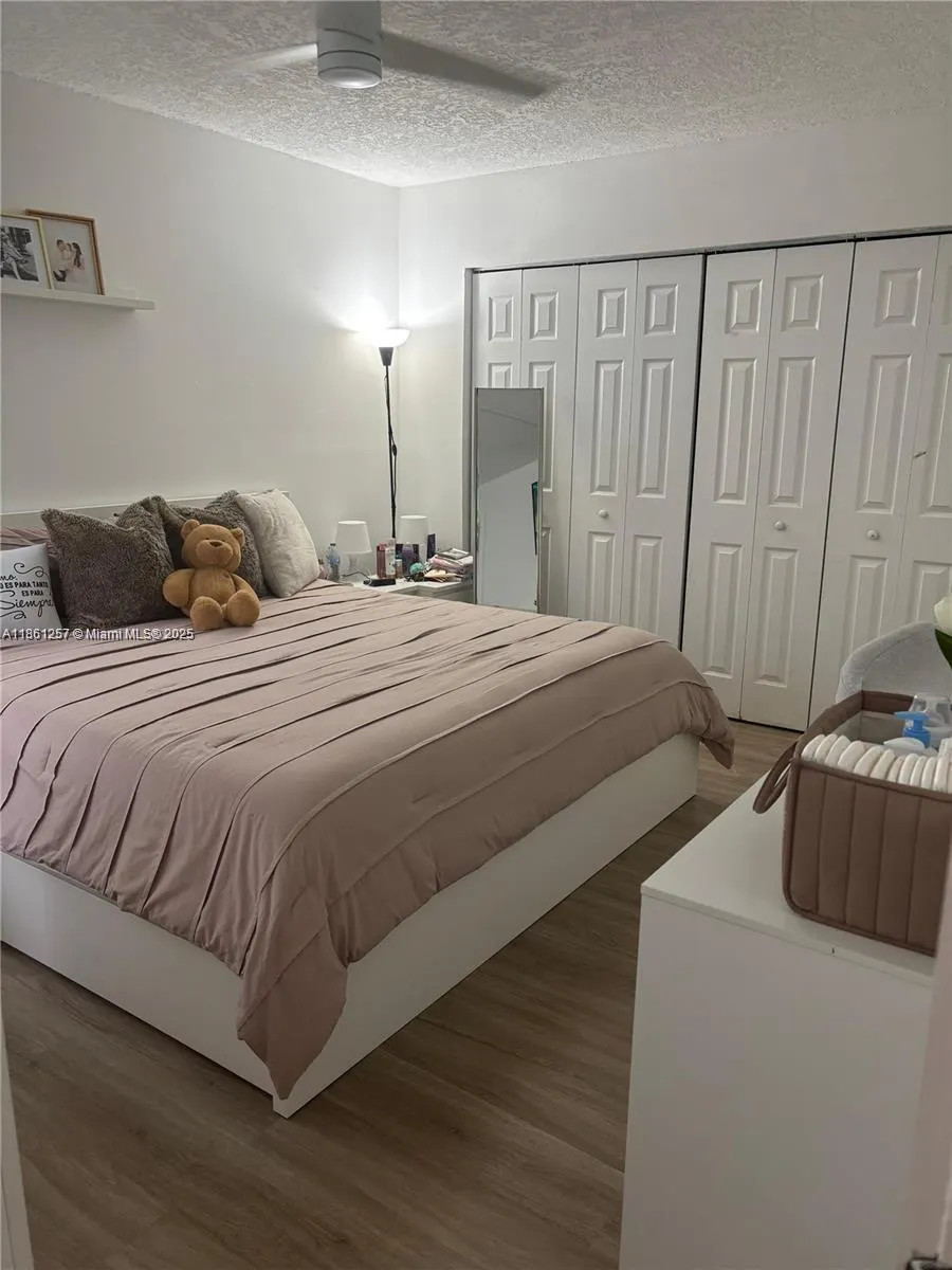 805 N Franklin, #805G