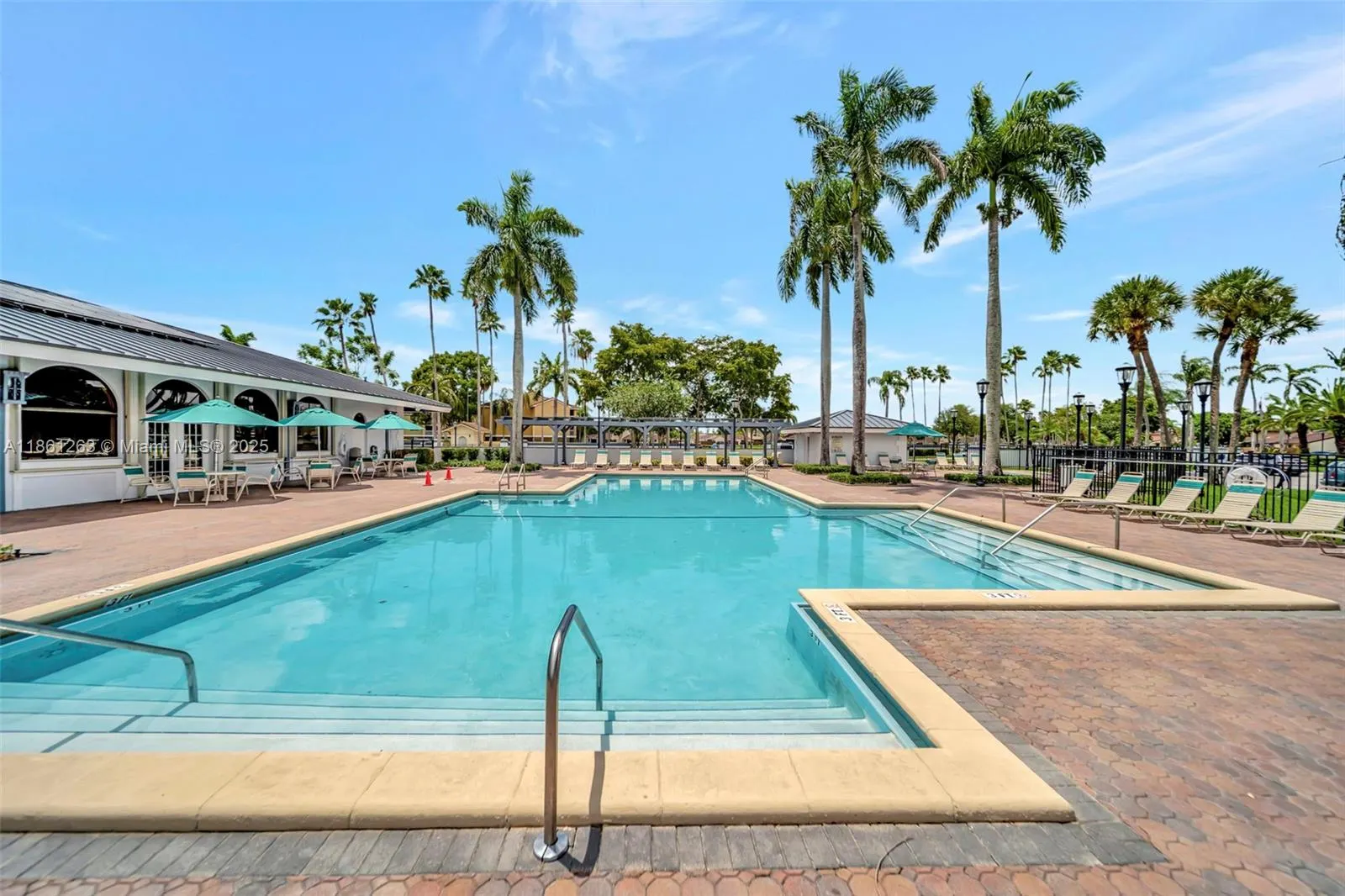 18224 Mediterranean Blvd, #6-17