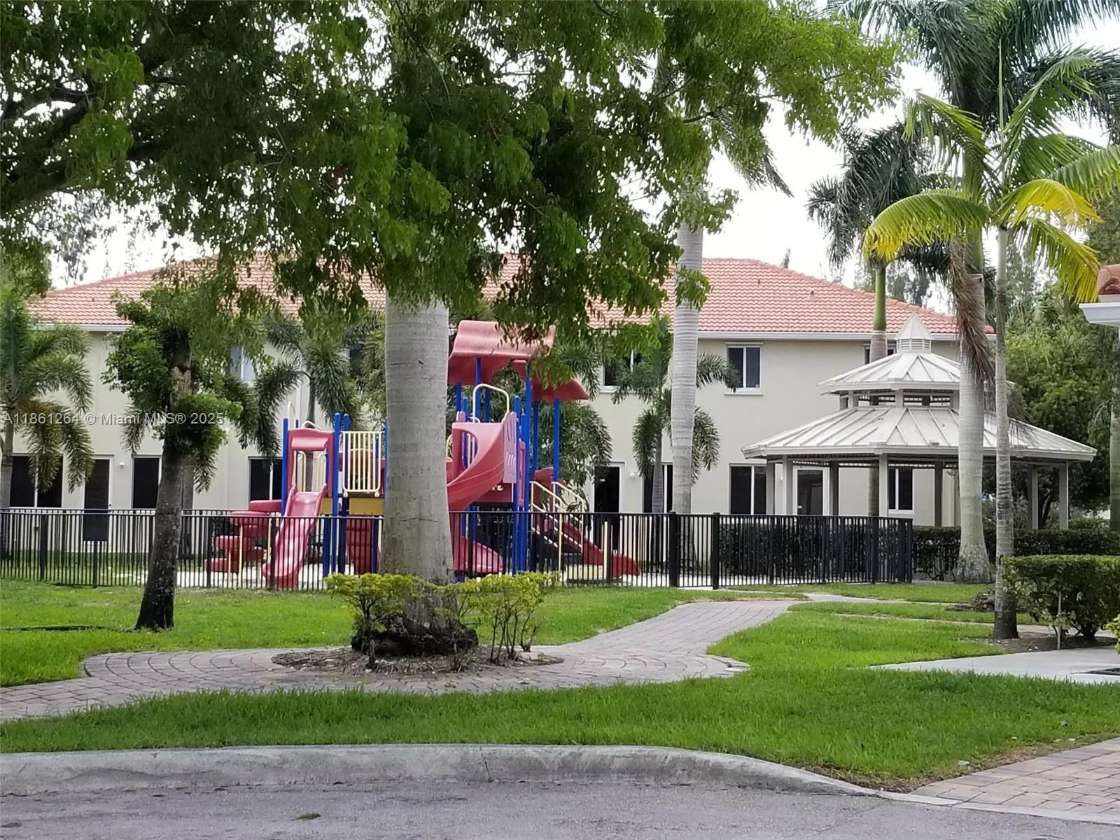 21205 NW 14 PL, #819