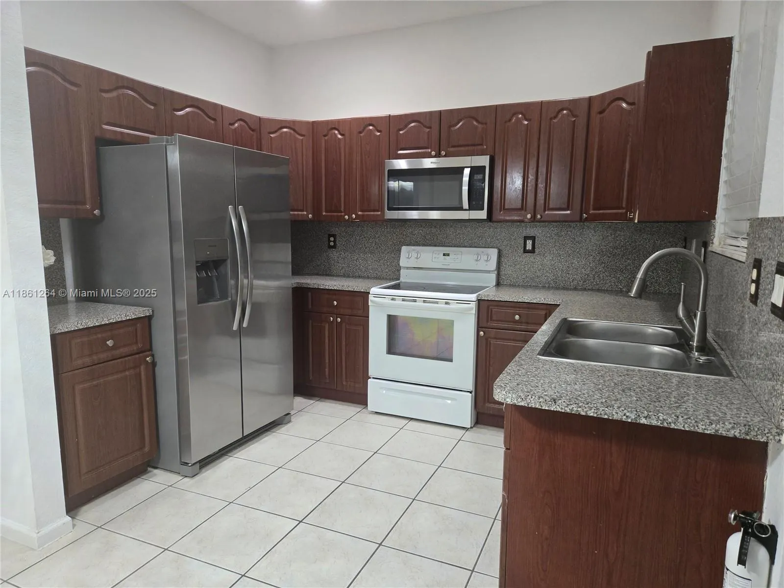 21205 NW 14 PL, #819