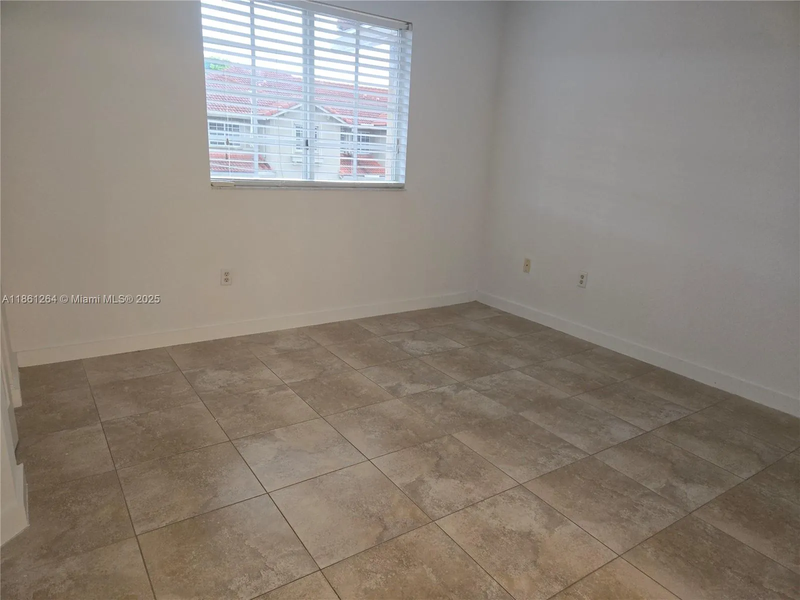 21205 NW 14 PL, #819