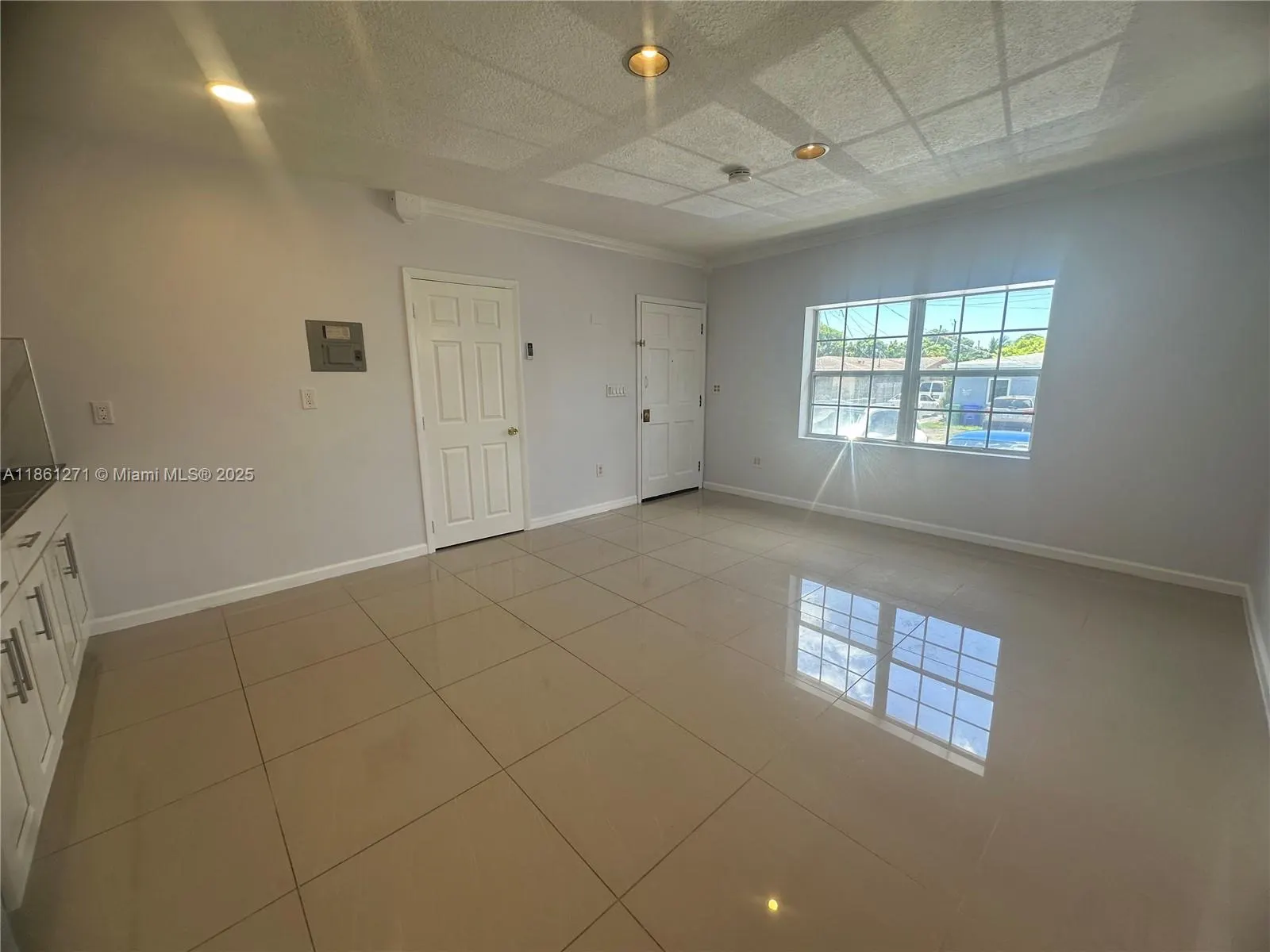 3465 NW 5th St, #Front