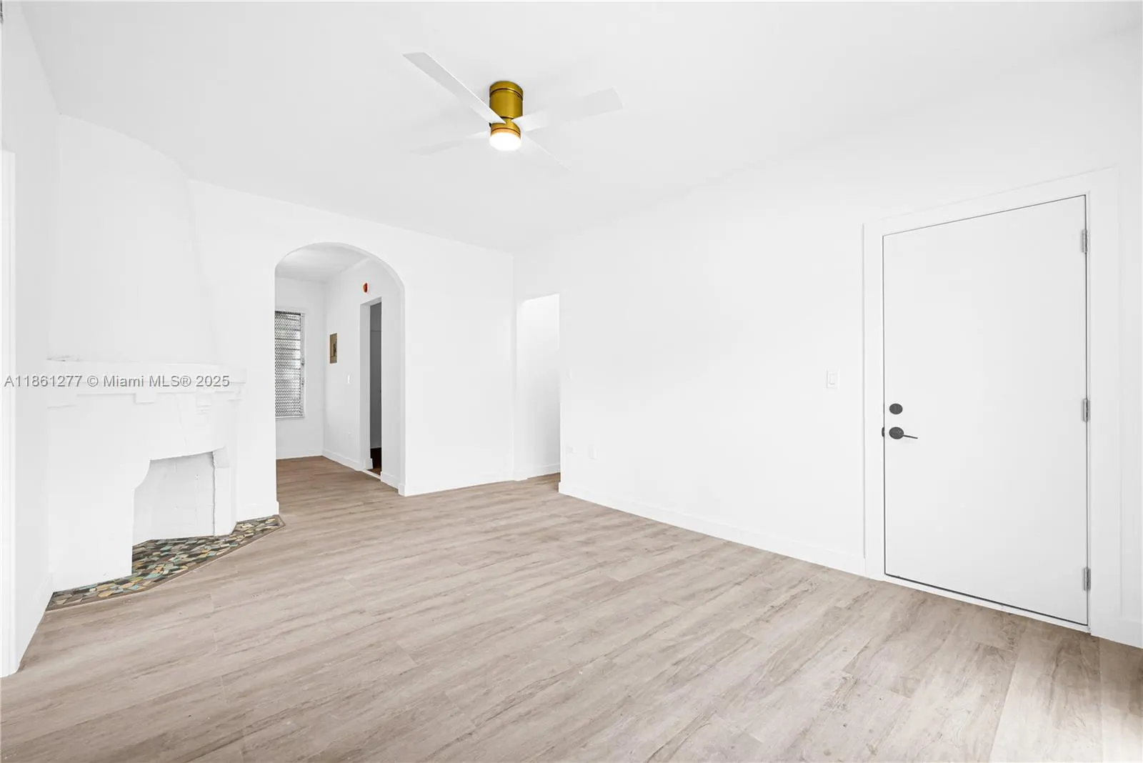 641 10th St, #6