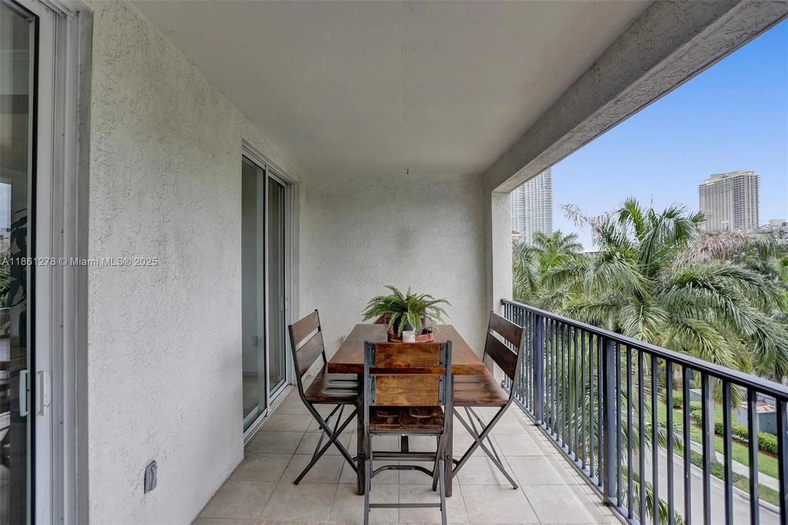 17100 N Bay Rd, #1501