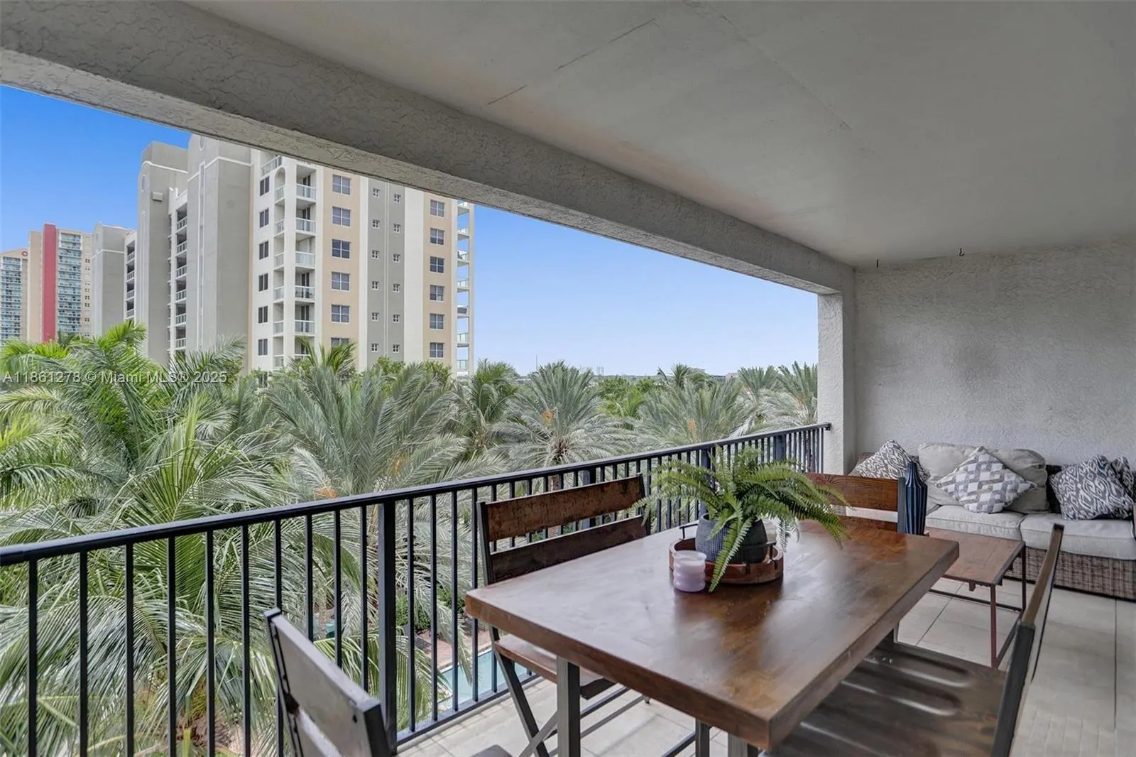 17100 N Bay Rd, #1501