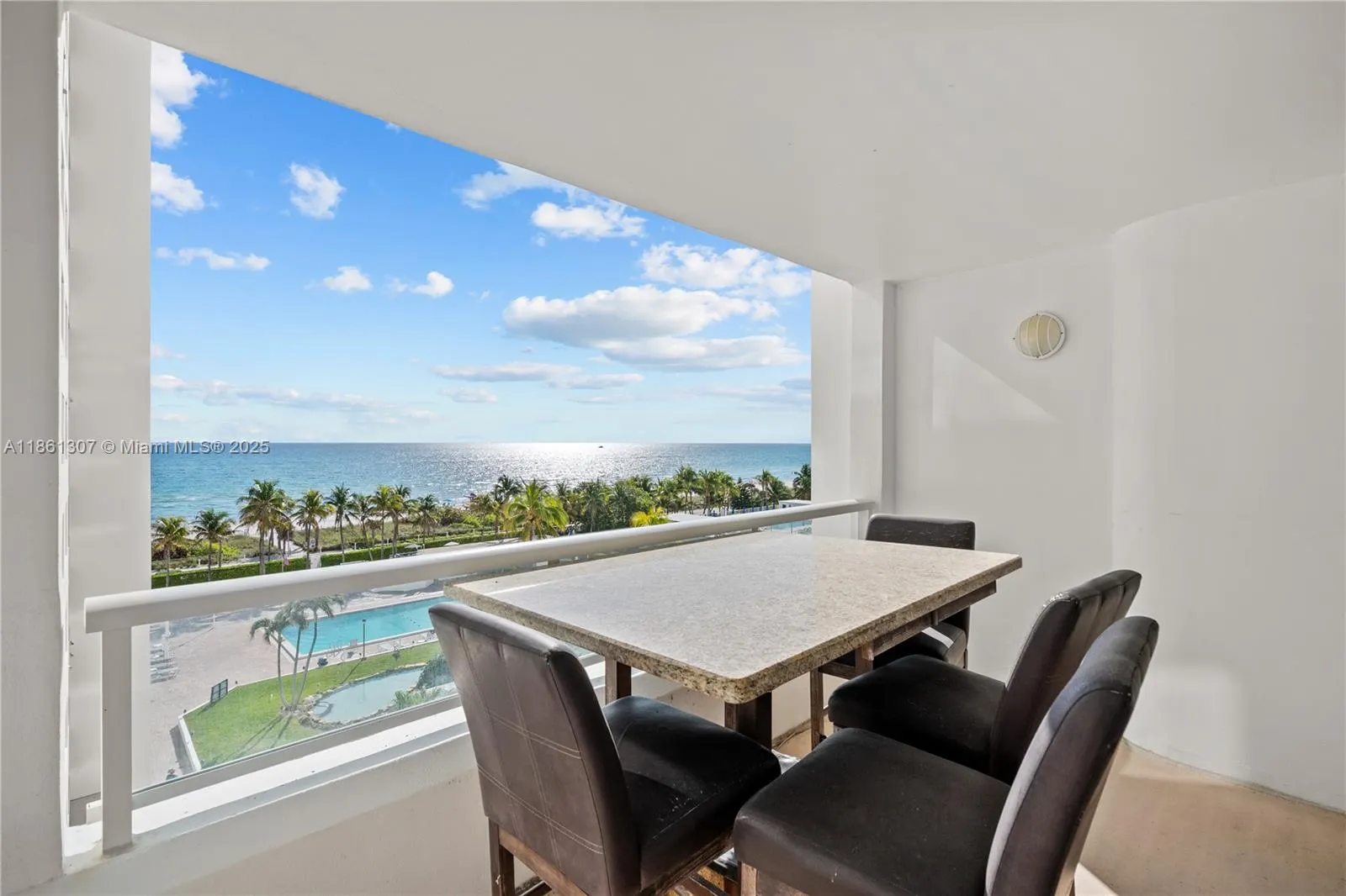 5005 Collins Ave, #615
