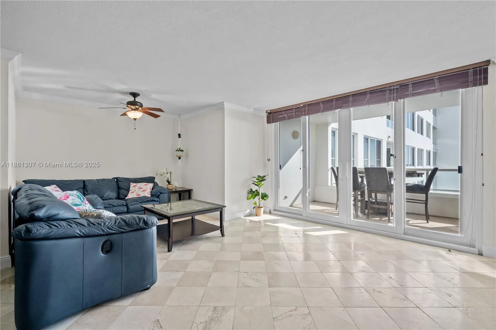 5005 Collins Ave, #615