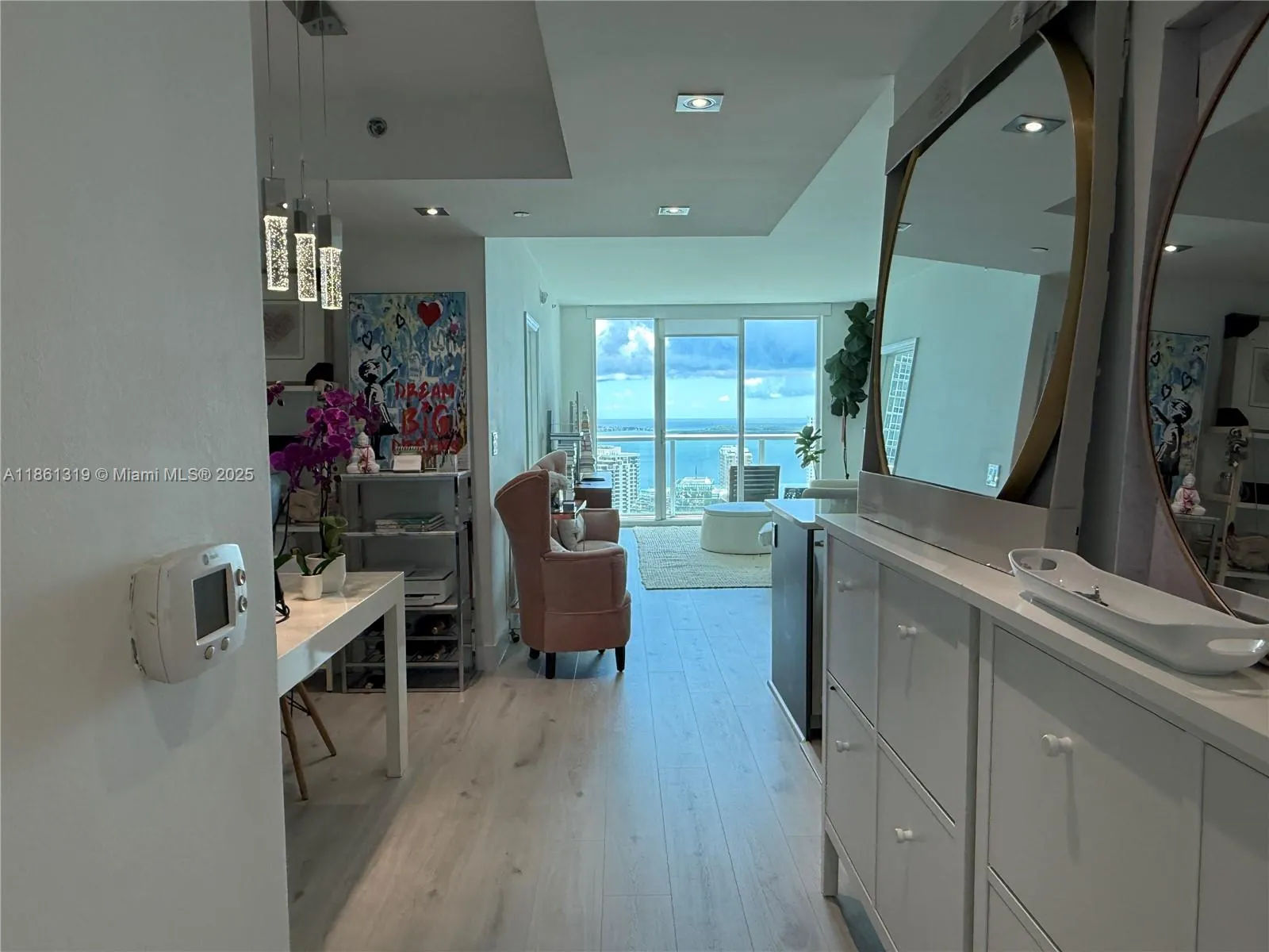 500 Brickell Ave, #3100