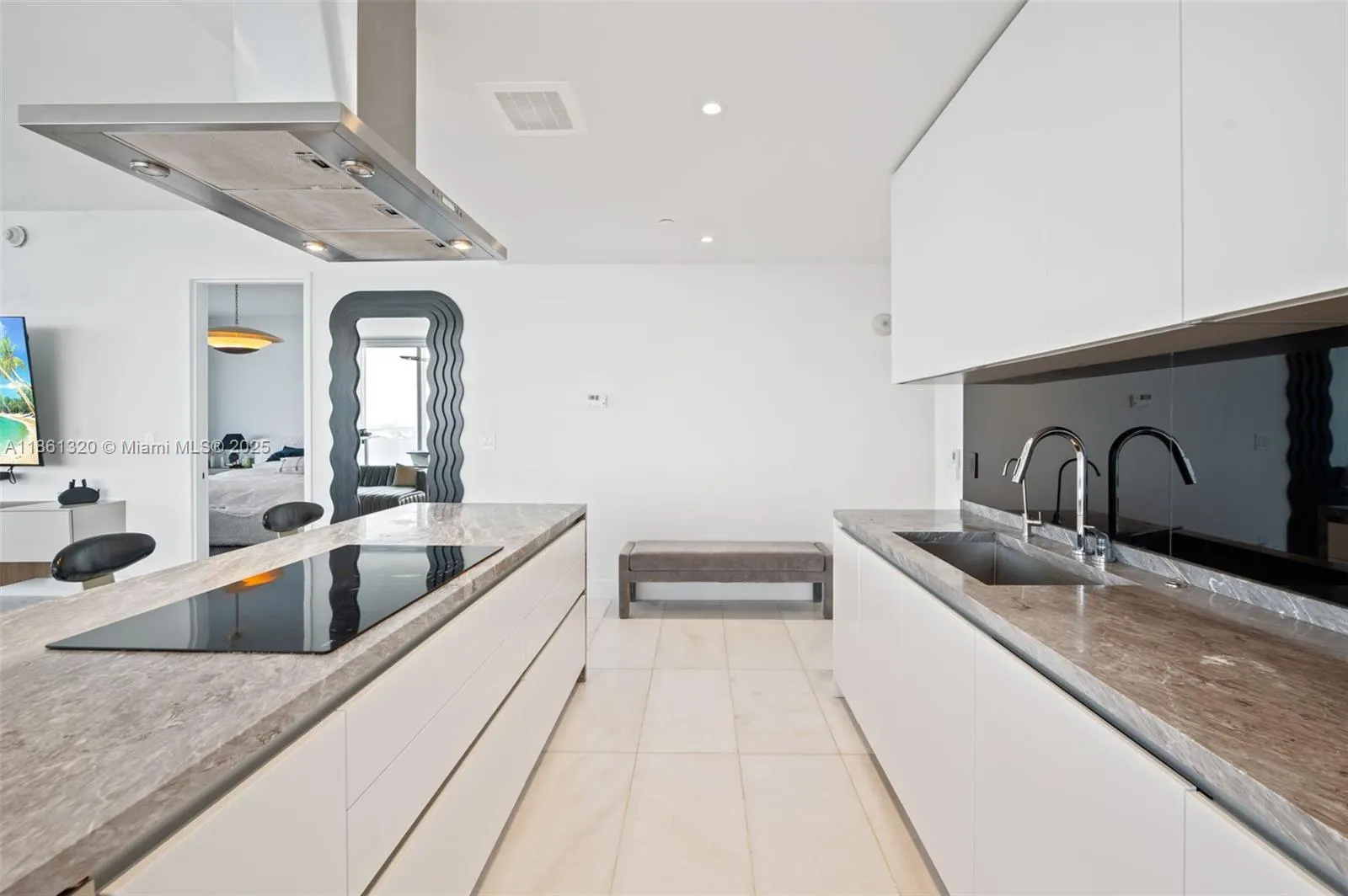 700 NE 26th Ter, #5201
