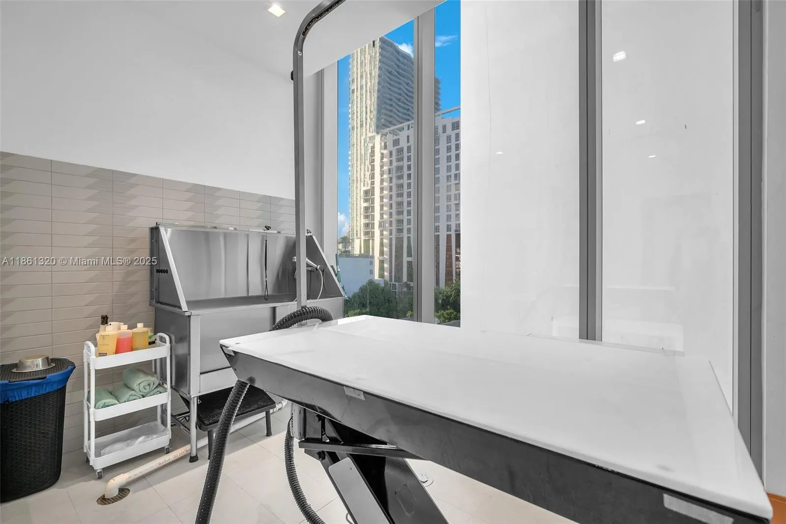 700 NE 26th Ter, #5201