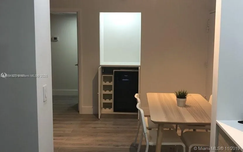 5600 Collins Ave, #11W