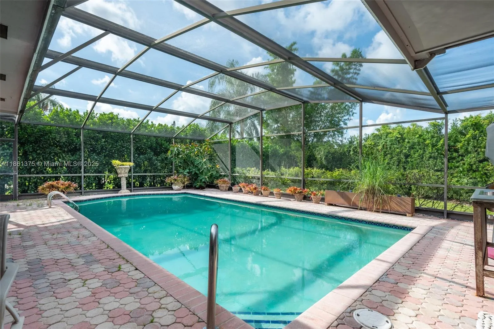 16796 Royal Poinciana Dr