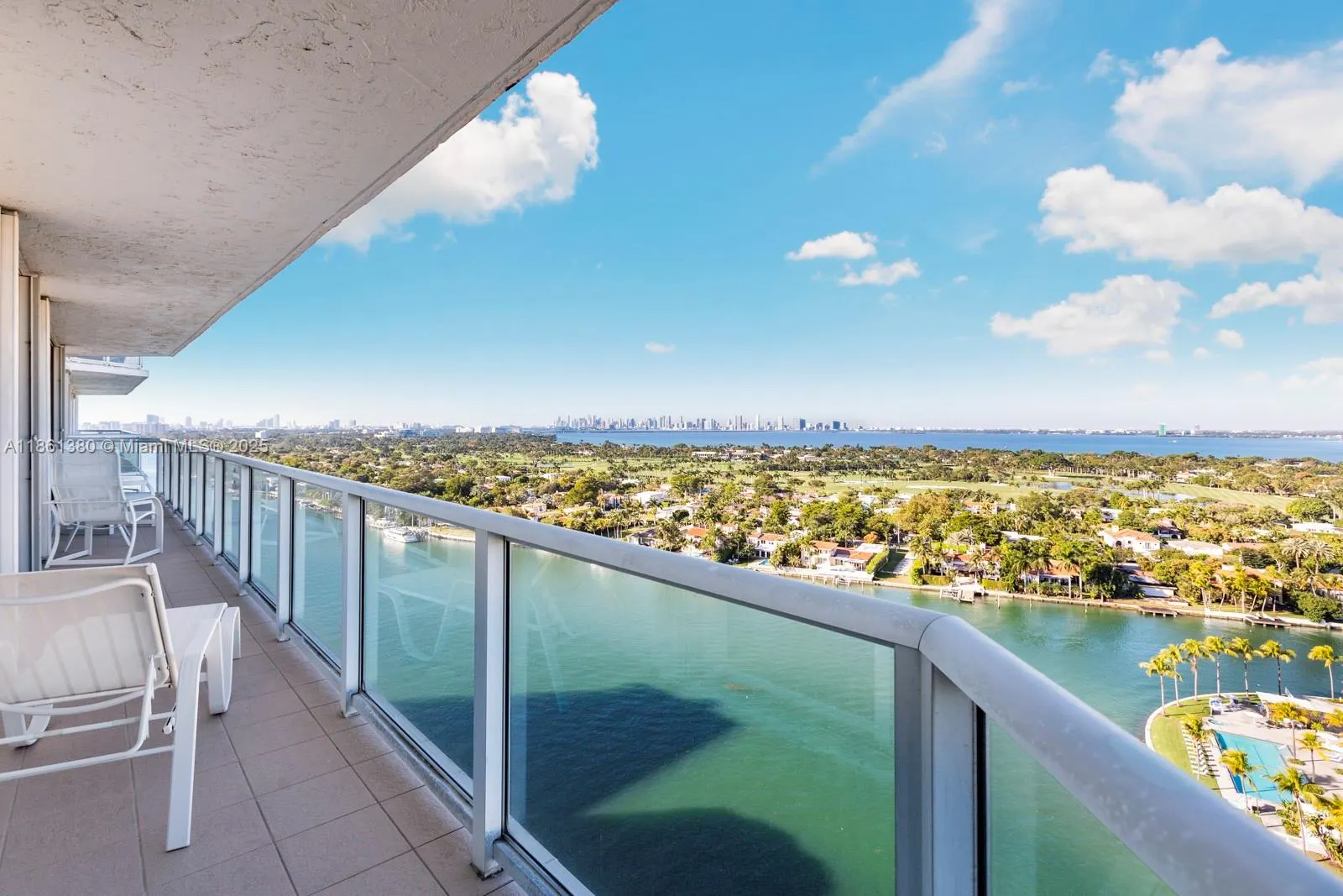 5900 Collins Ave, #2105