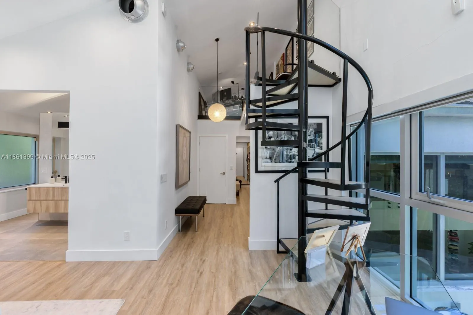 144 N Prospect Dr