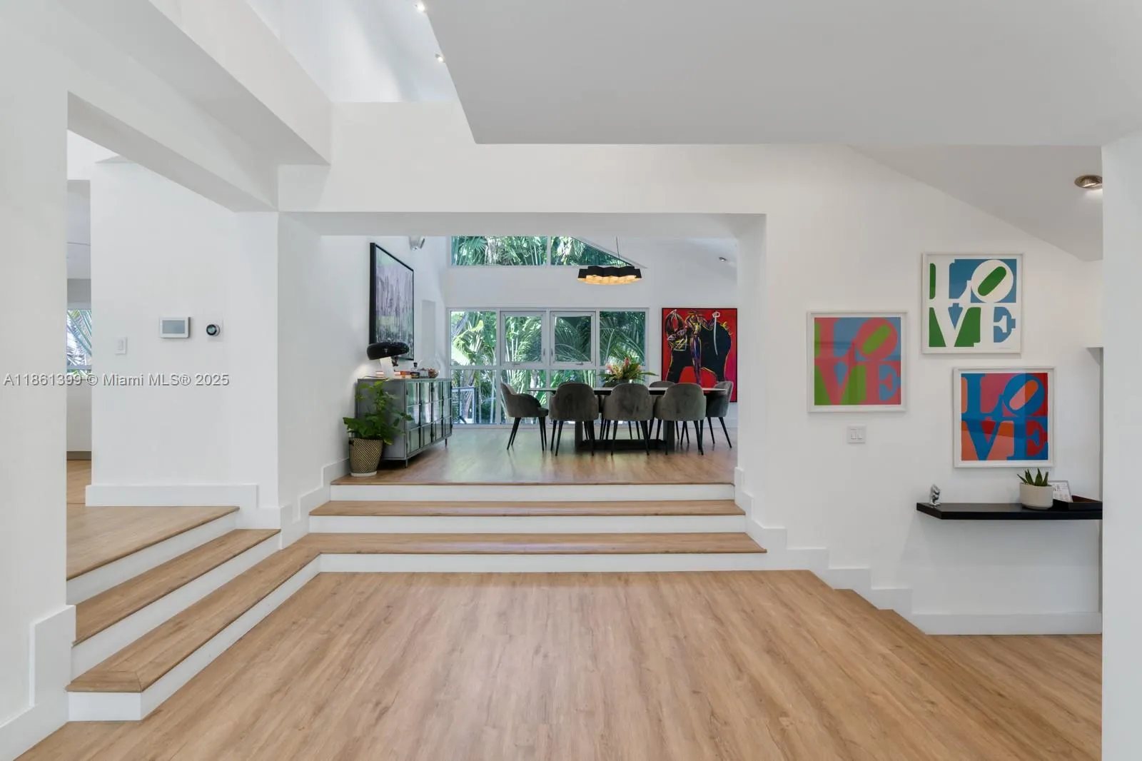144 N Prospect Dr