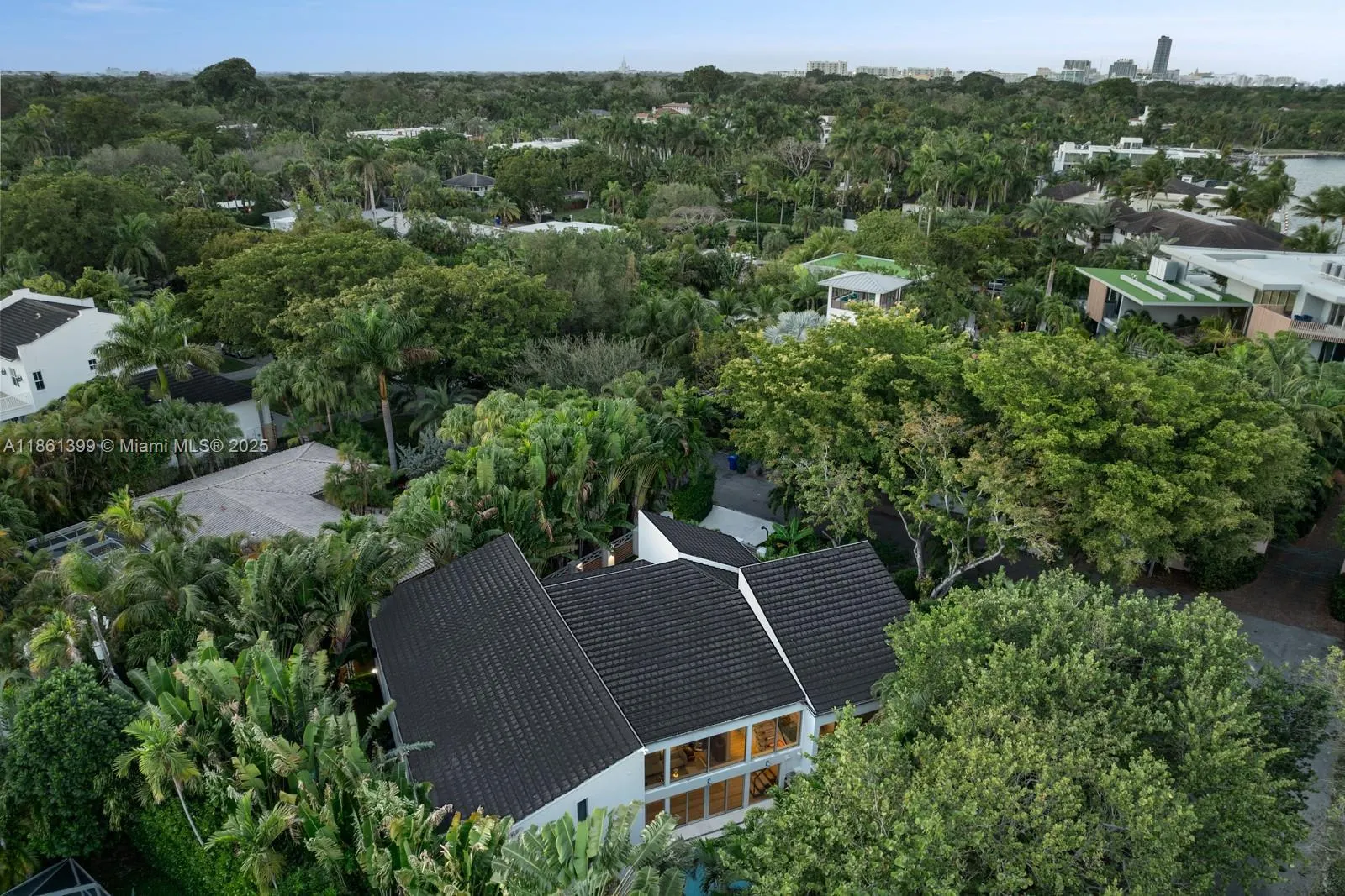 144 N Prospect Dr