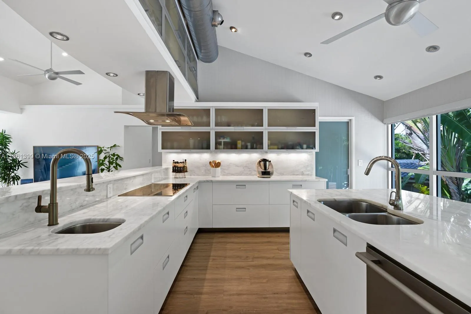 144 N Prospect Dr