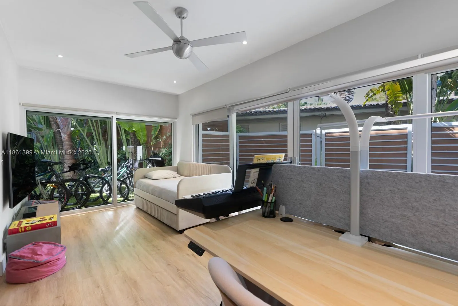 144 N Prospect Dr