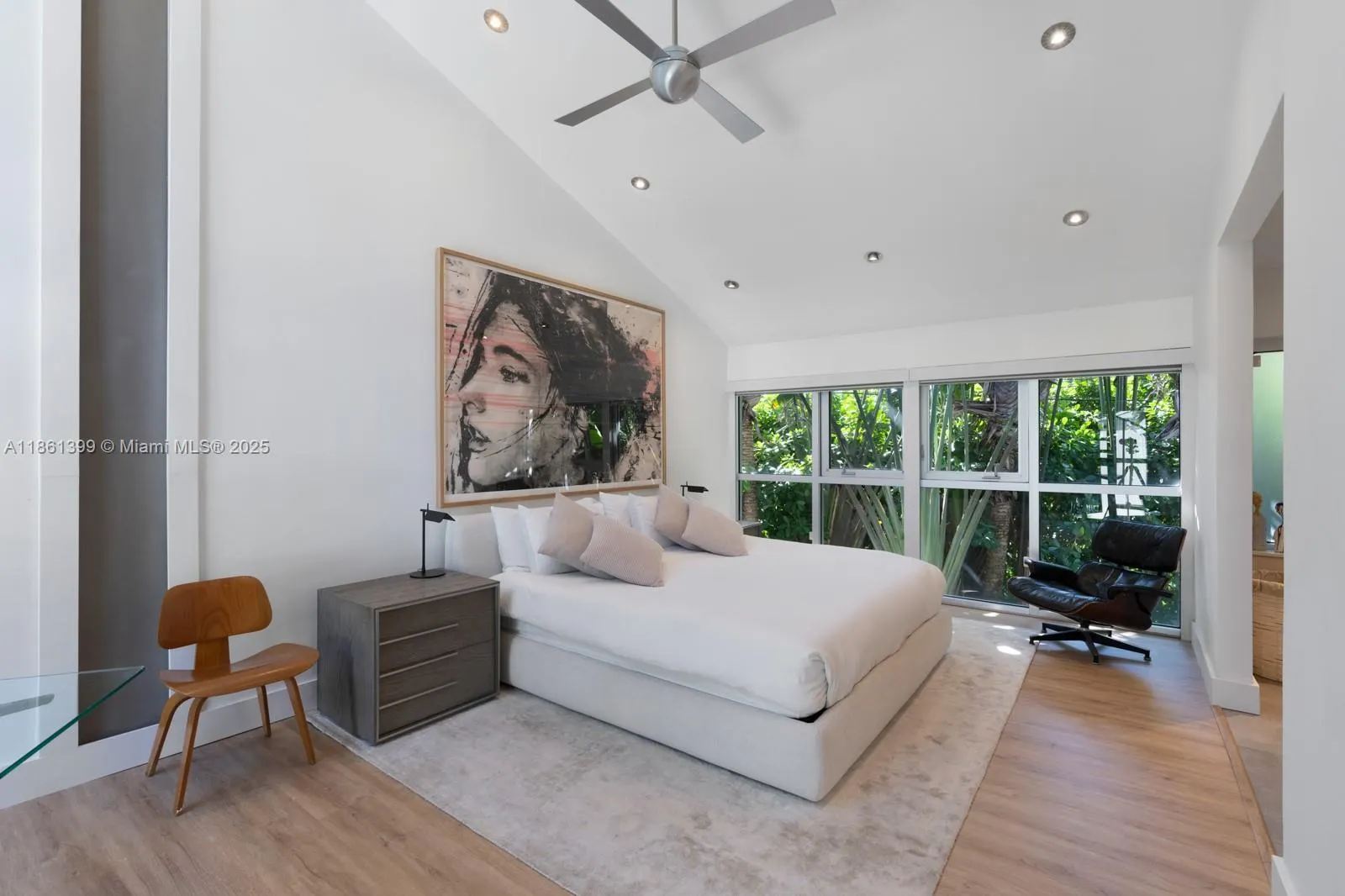 144 N Prospect Dr
