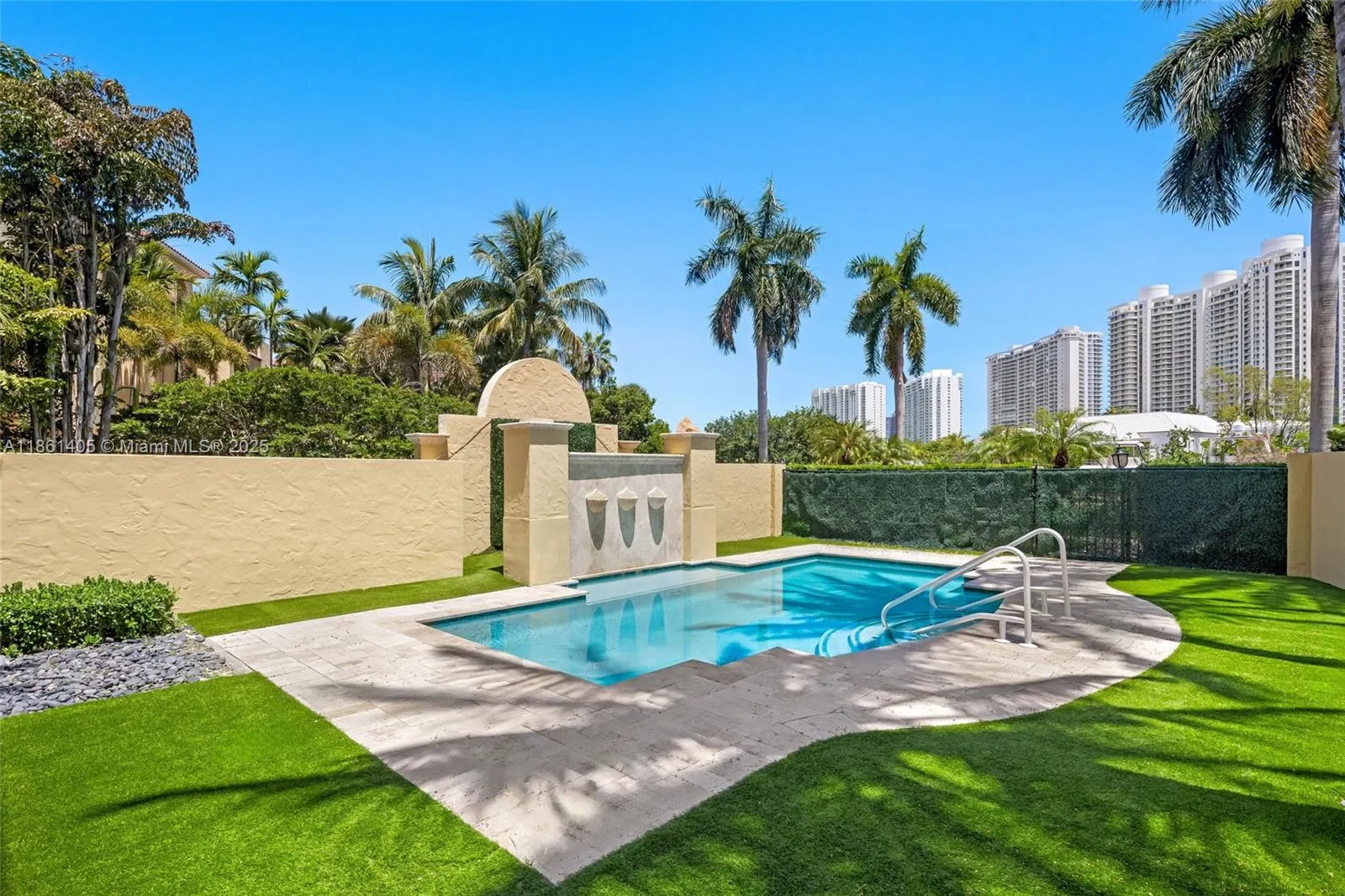 1504 Island Blvd