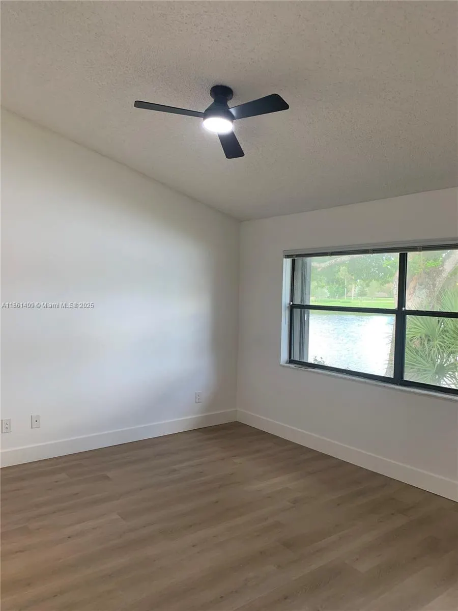 3532 NW 95th Ter, #4T