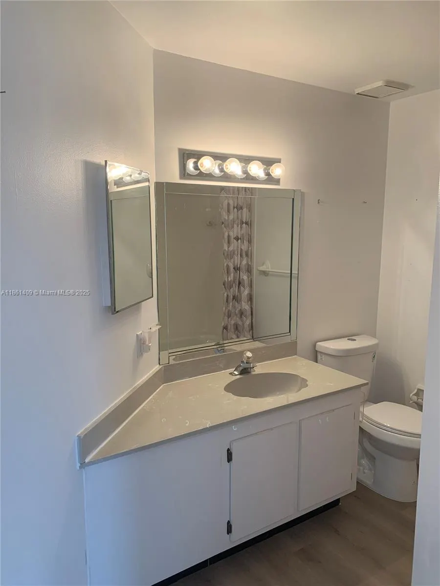 3532 NW 95th Ter, #4T