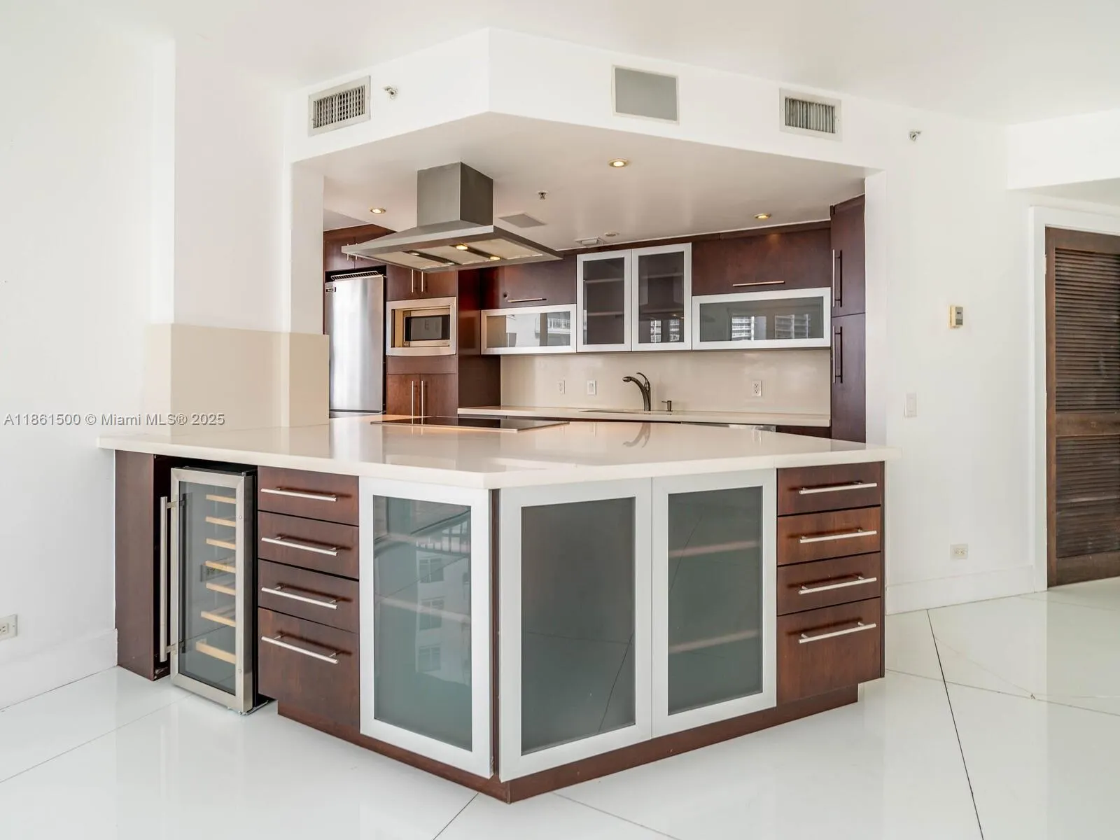 701 Brickell Key Blvd, #1504