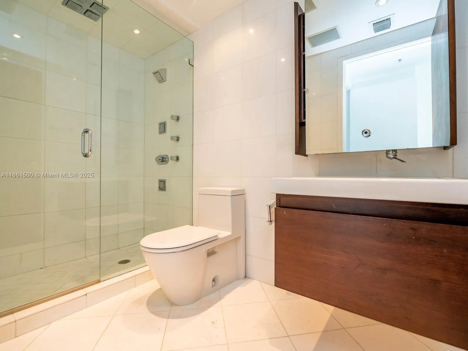 701 Brickell Key Blvd, #1504