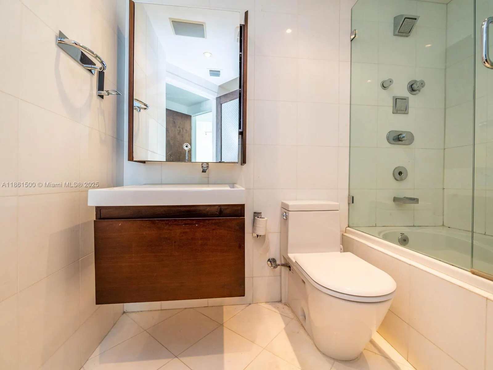 701 Brickell Key Blvd, #1504