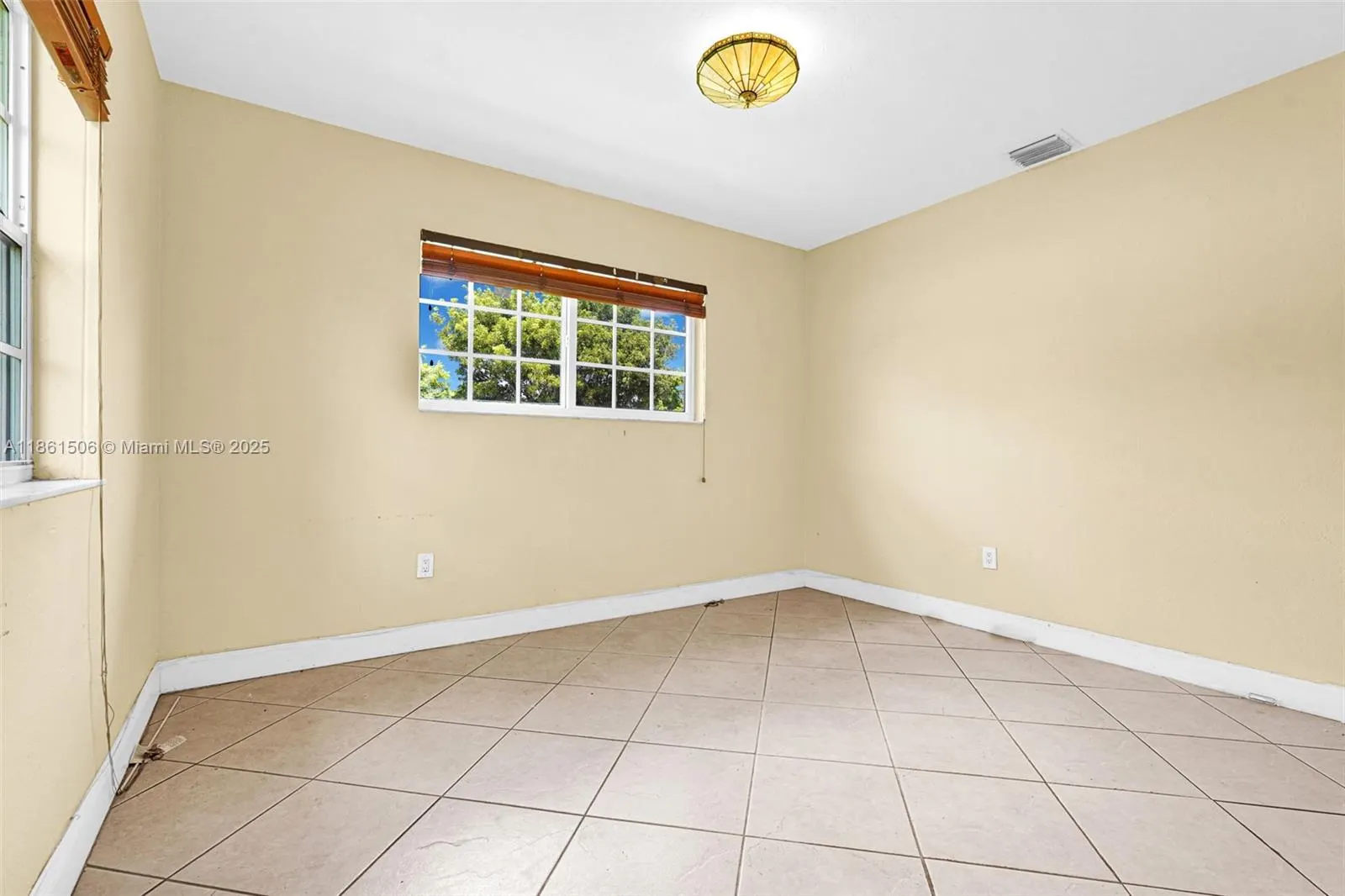 3635 SW 95th Ave