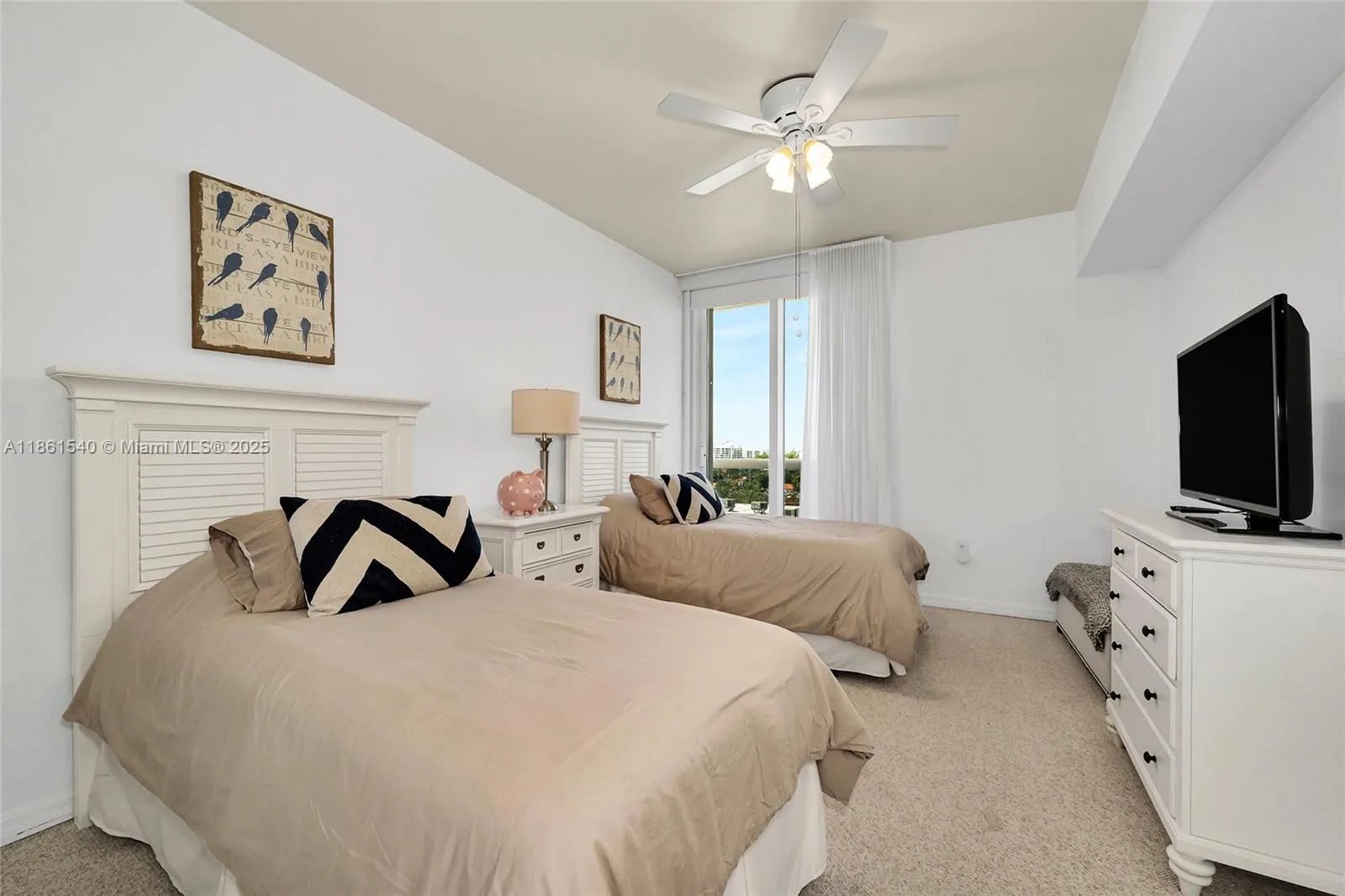 9559 Collins Ave, #S6-G