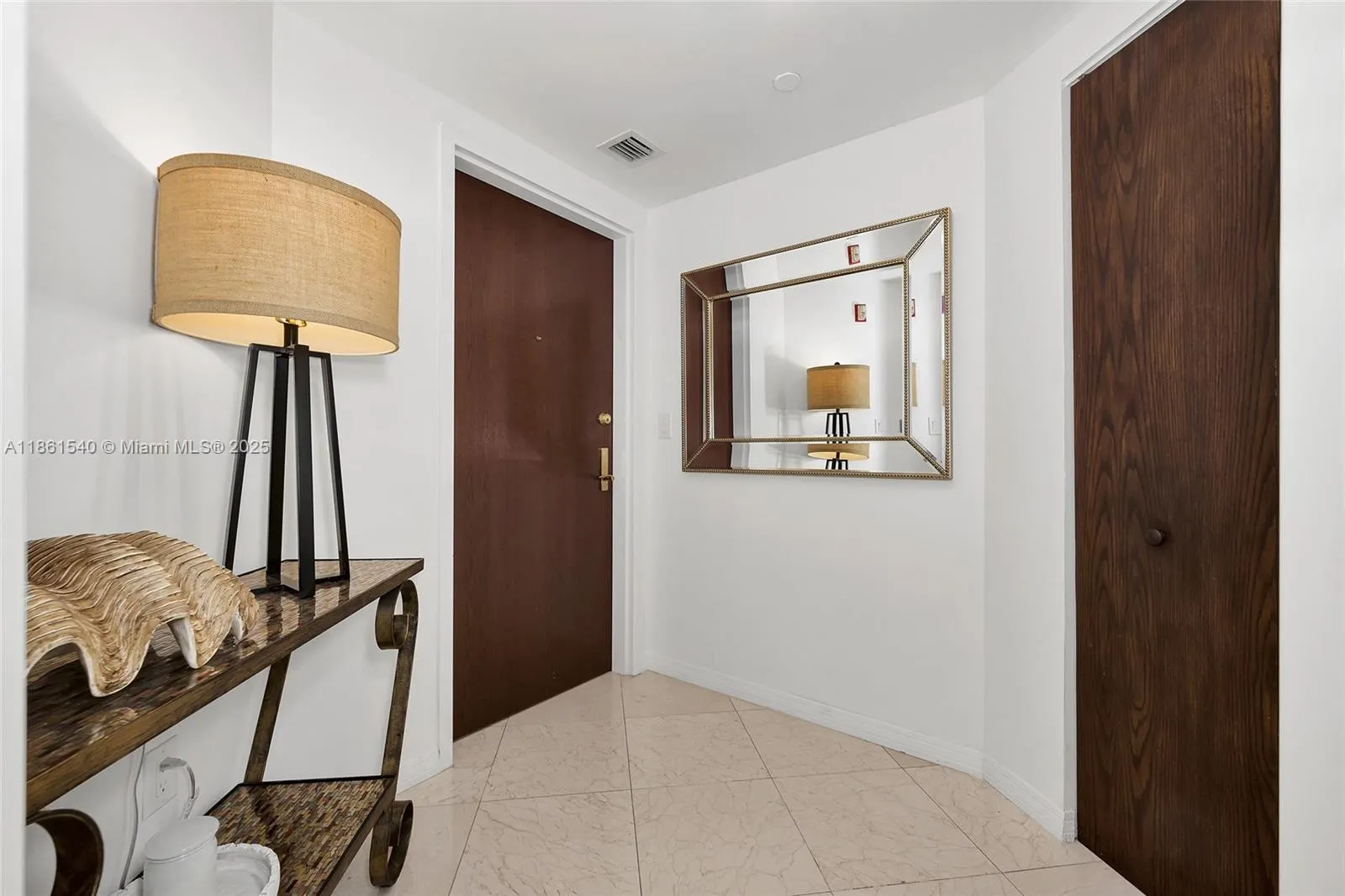 9559 Collins Ave, #S6-G