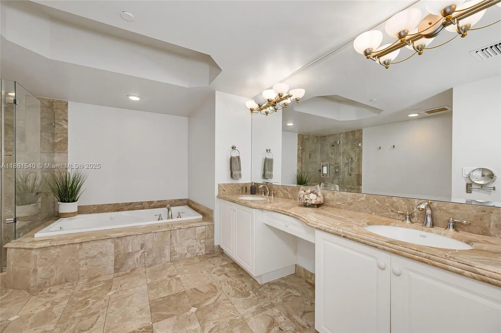 9559 Collins Ave, #S6-G