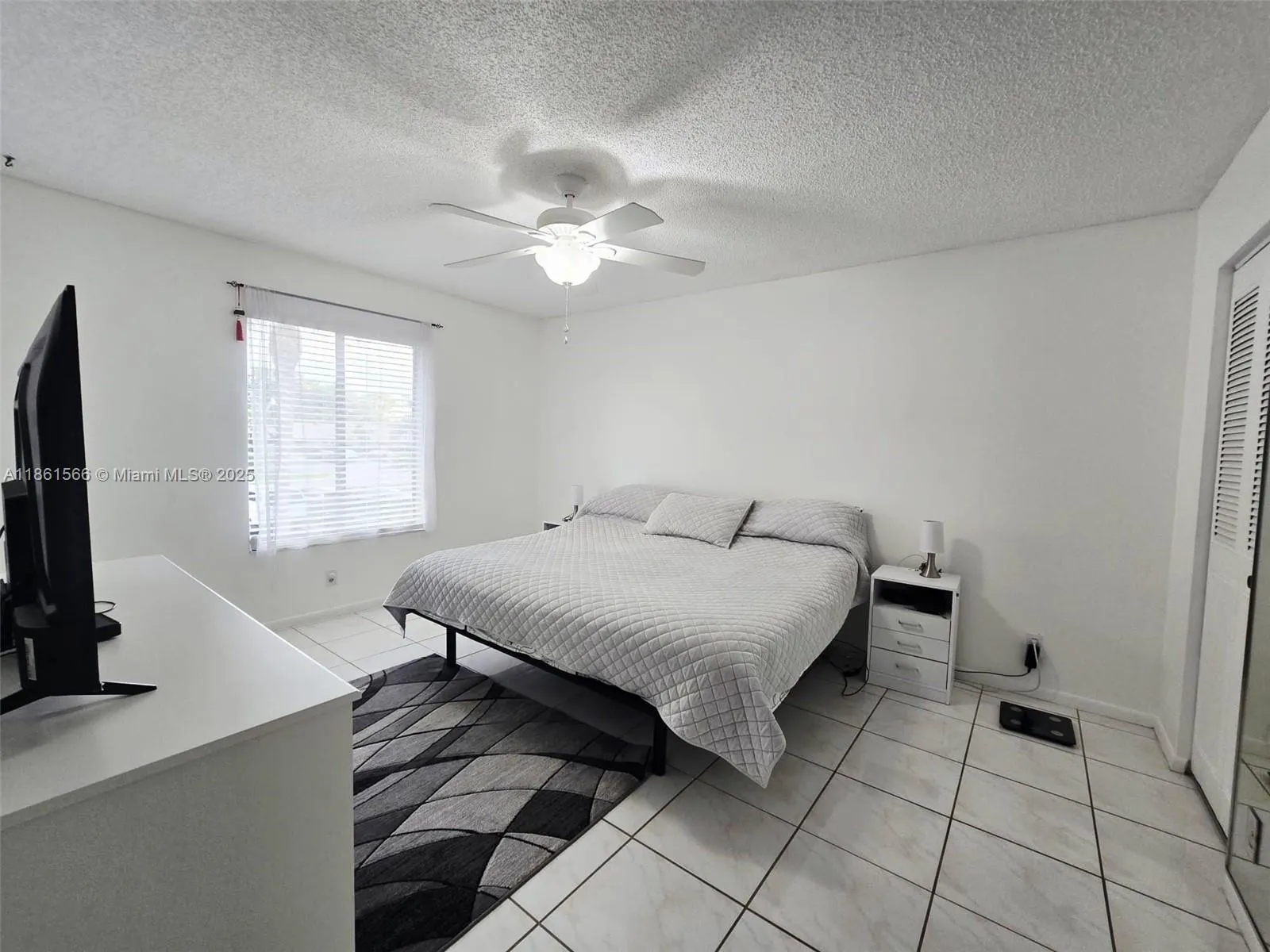 1102 Green Pine Blvd, #E2
