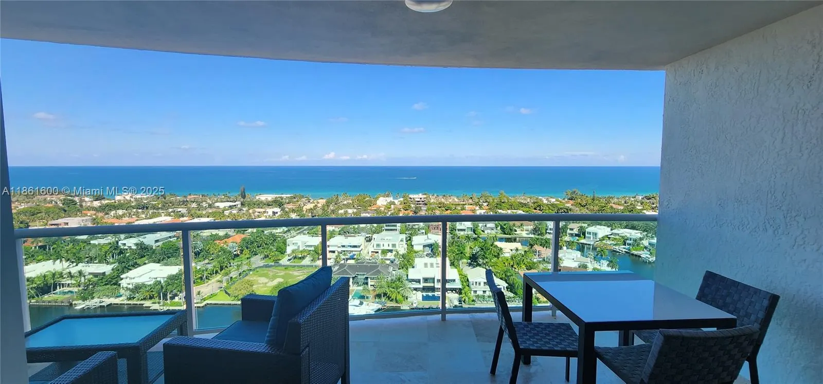 20201 E Country Club Dr, #2301