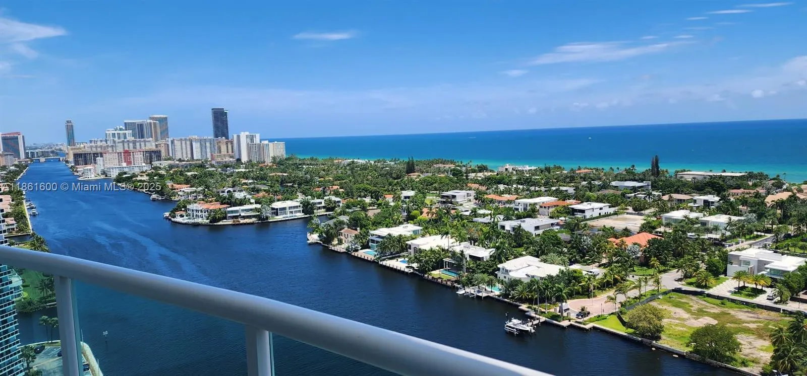 20201 E Country Club Dr, #2301