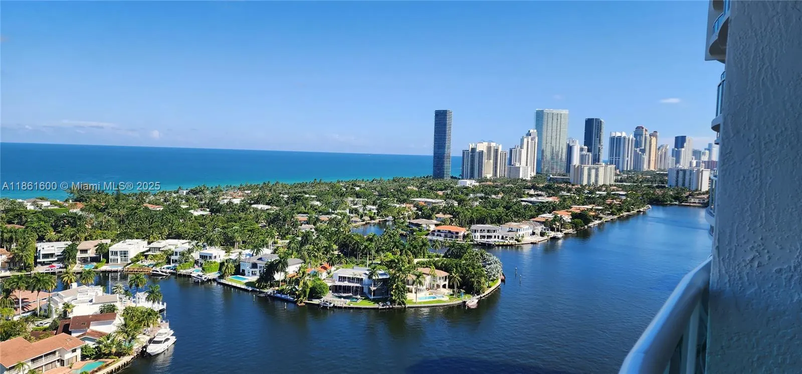 20201 E Country Club Dr, #2301