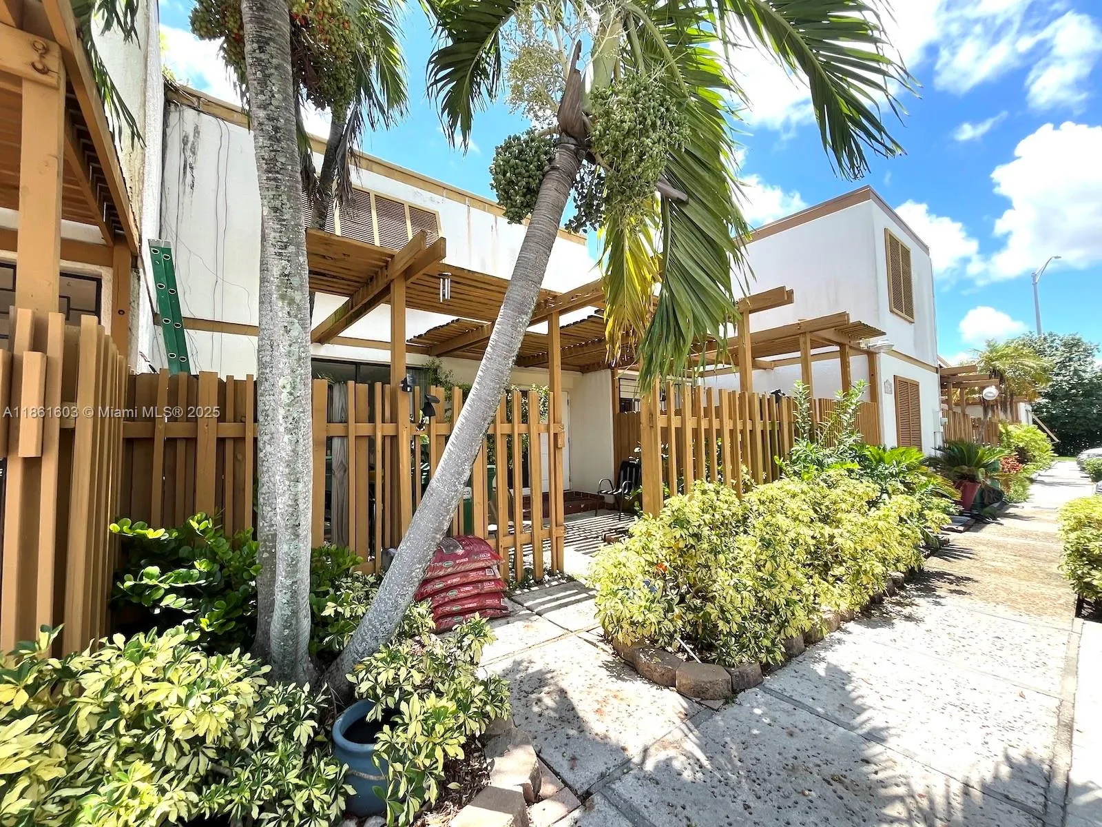 13190 SW 10th Ter