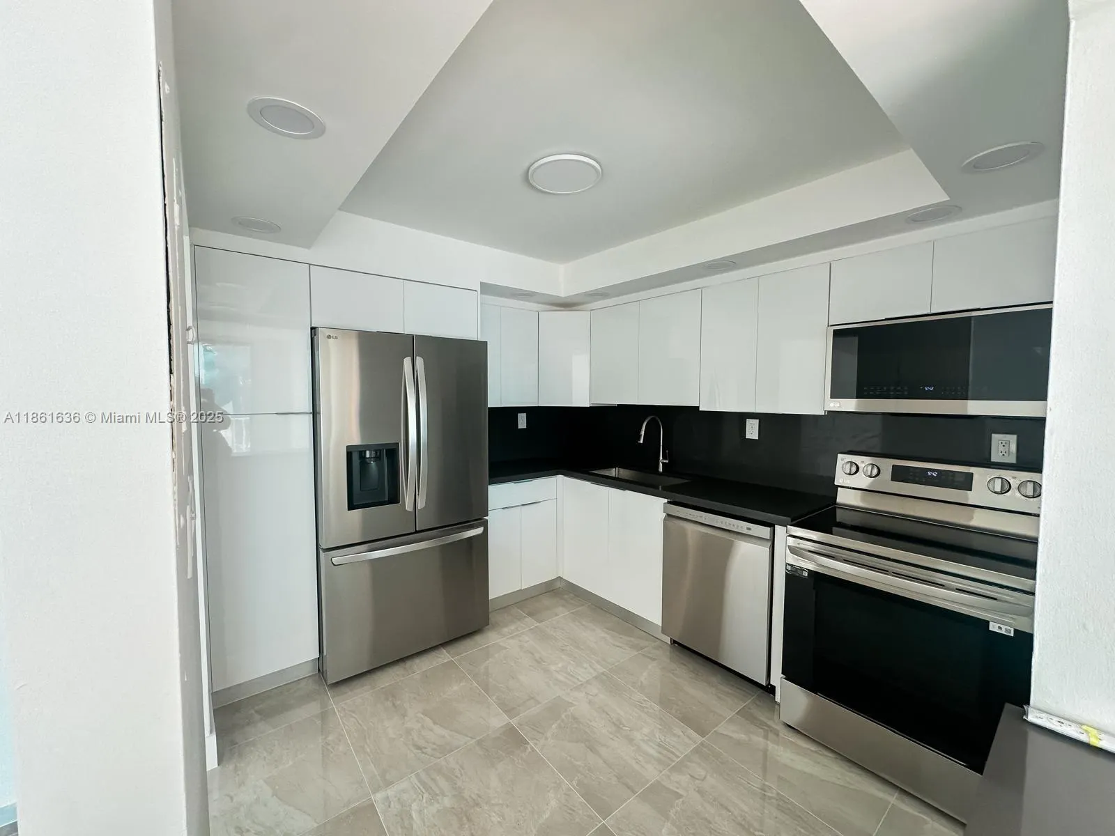 16546 NE 26th Ave, #4J