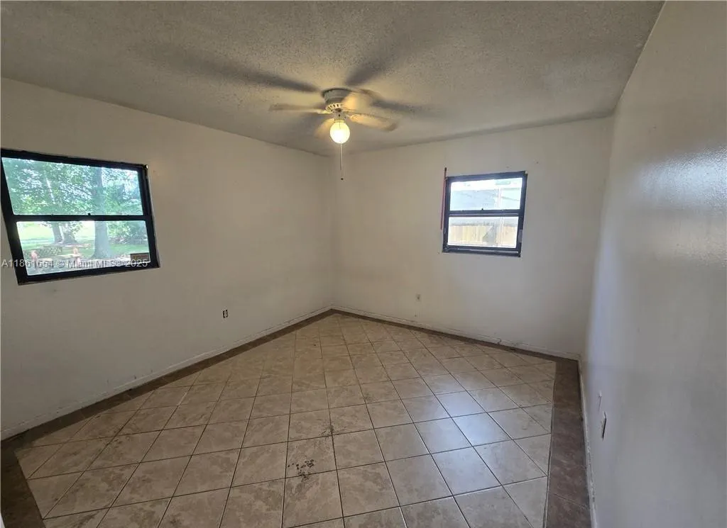 1400 Randall Rd