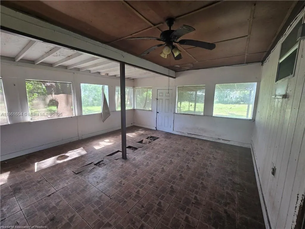 1400 Randall Rd