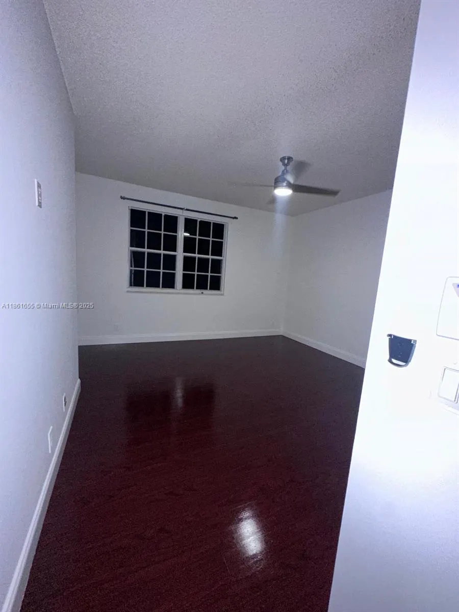 991 Sevilla Cir