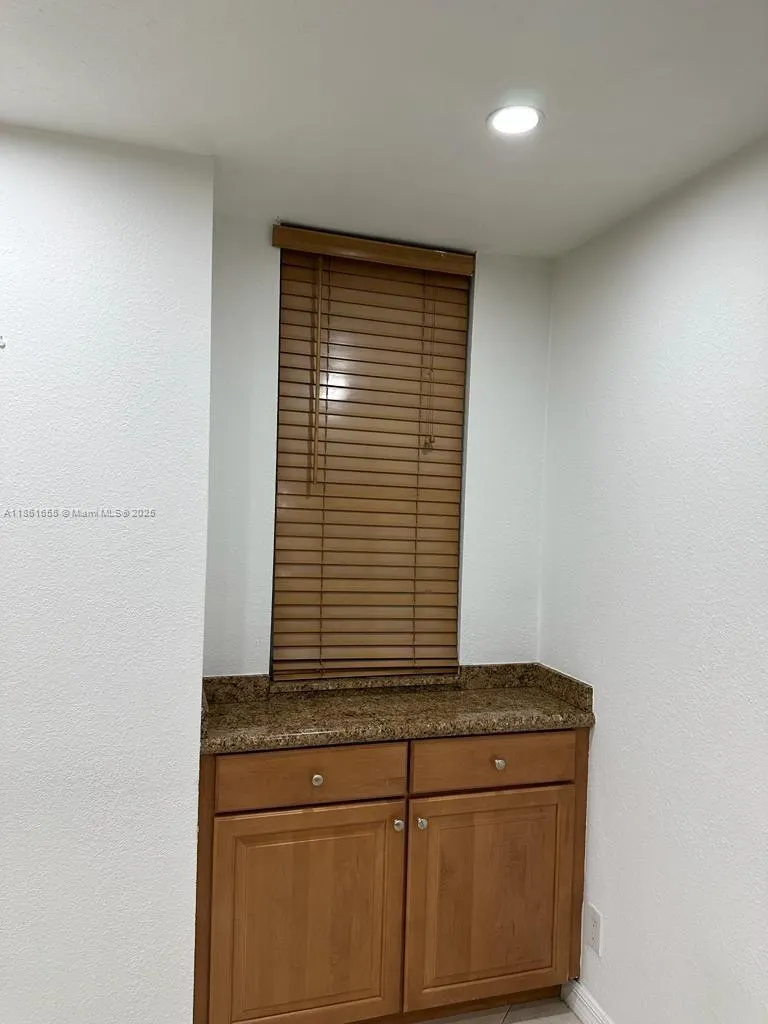 991 Sevilla Cir