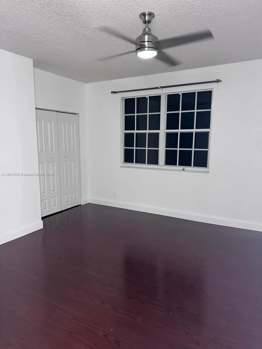 991 Sevilla Cir